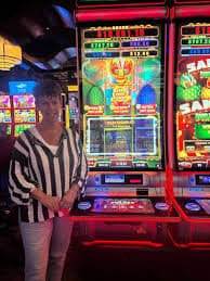 Mobile navigation between sports and casino pages on bdt 500
